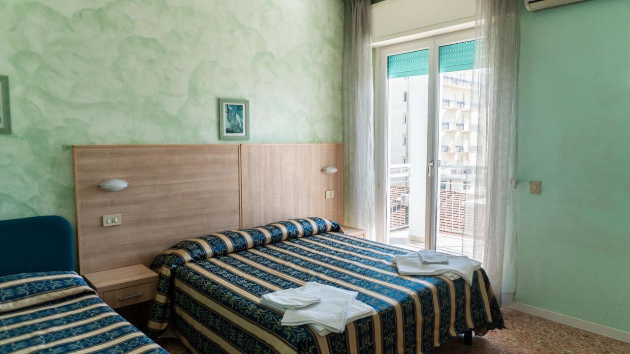 Hotel Bahamas Lido Di Savio Εξωτερικό φωτογραφία