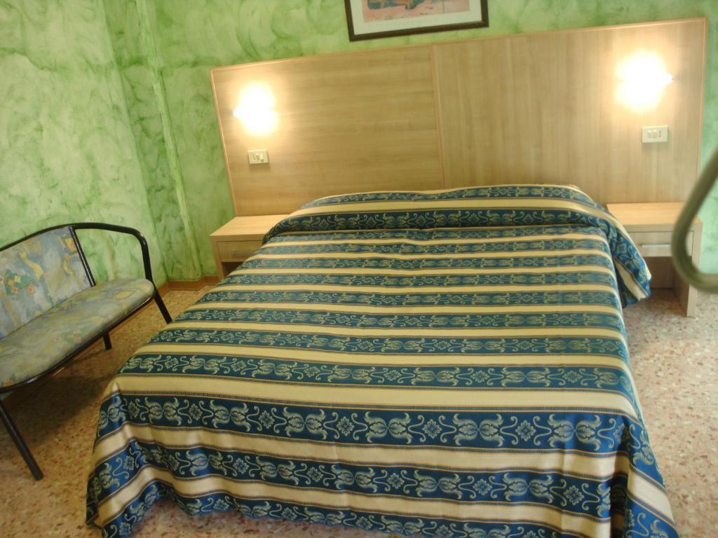 Hotel Bahamas Lido Di Savio Δωμάτιο φωτογραφία