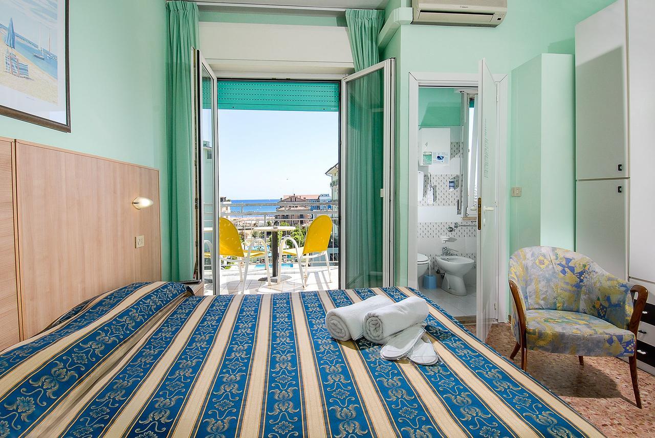 Hotel Bahamas Lido Di Savio Εξωτερικό φωτογραφία